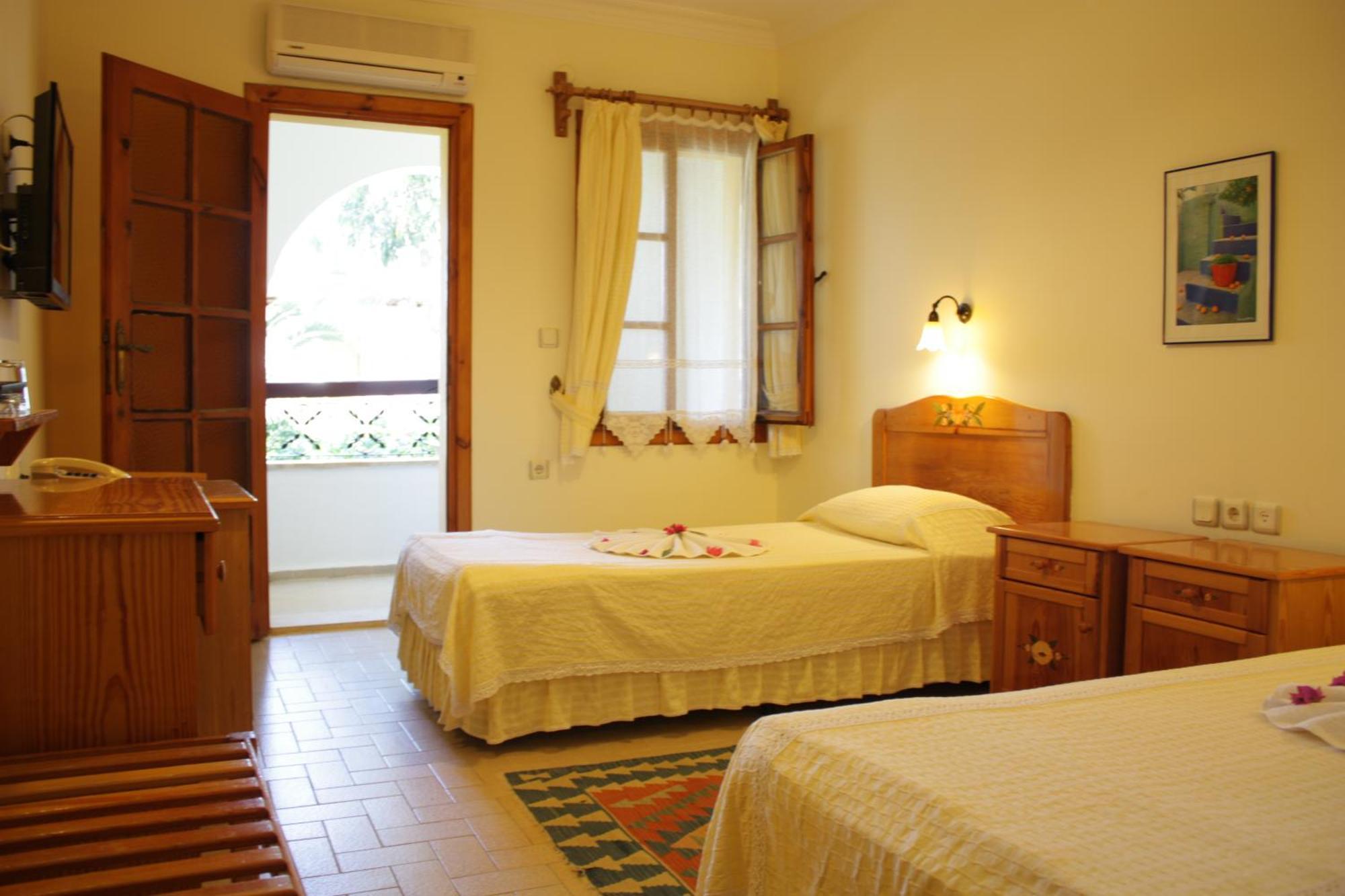 Toloman Hotel Bitez Beach Quarto foto
