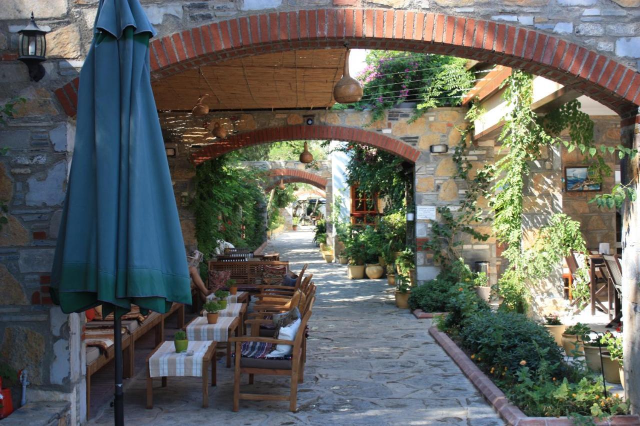 Toloman Hotel Bitez Beach Exterior foto