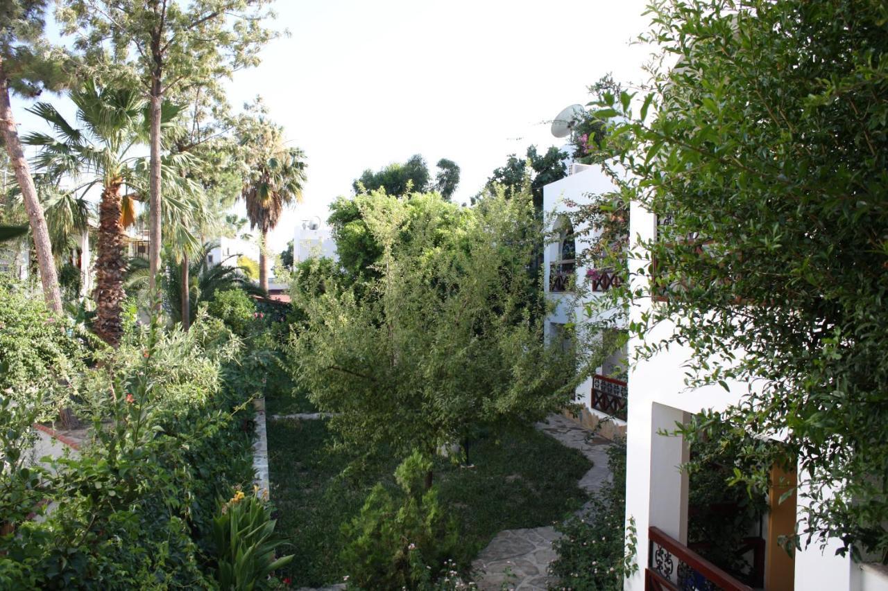 Toloman Hotel Bitez Beach Exterior foto